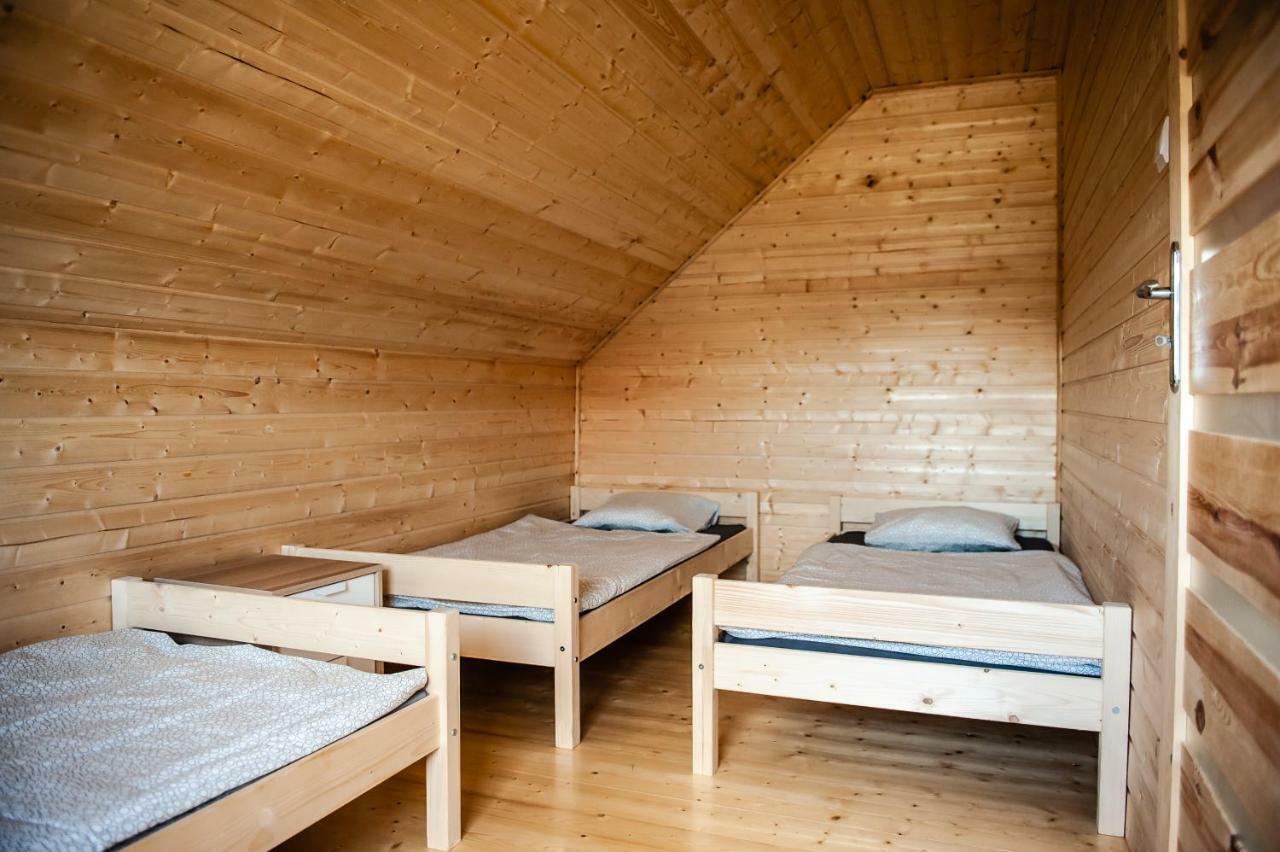 Pod Debami Wicie- Domki Drewniane Nad Morzem Wicie  Exterior photo